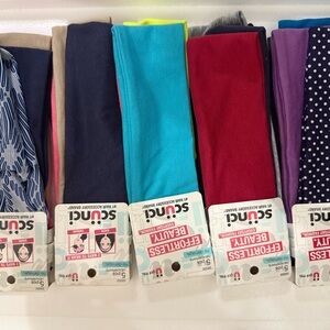 Lot 50 Scunci Headbands – Assorted Colors –Effortless Beauty Hair Bands MSRP$380